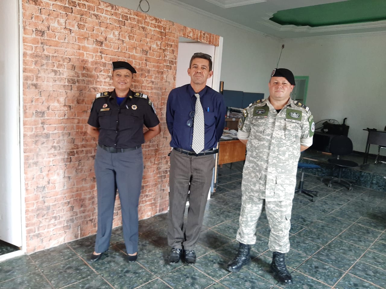 Visita do Comandante da Escola Cívica