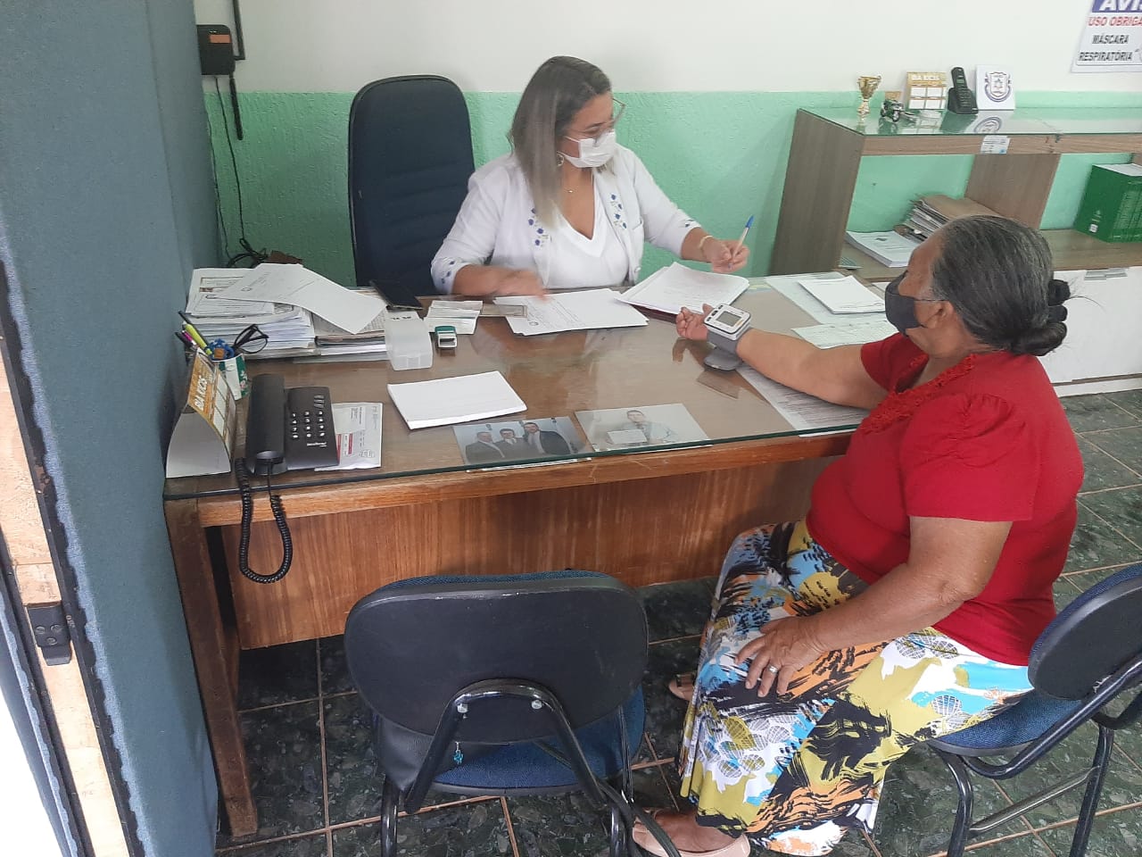 Comunidade recebe acompanhamento médico